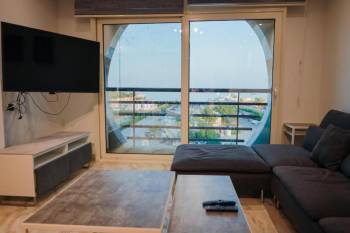 Three-Bedroom Apartment with Sea View21