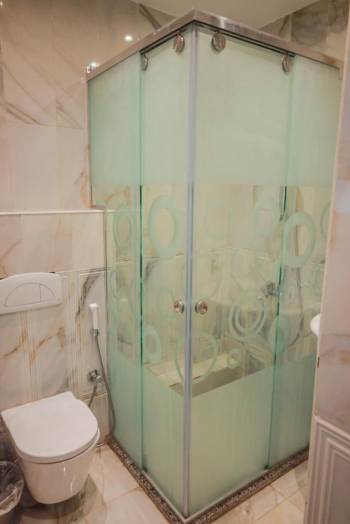 Three-Bedroom Apartment with Sea View36